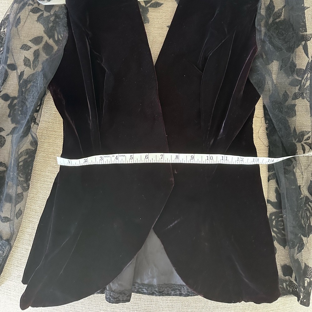 Lace Floral Velvet Dark Vintage Top Karen Okada - Picture 10 of 10